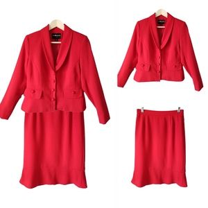 Sag Harbor 12P Red Skirt Suit Career Wear